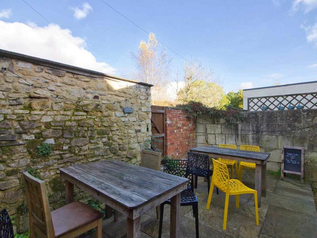 Additional property image - W-421071 - Richmond Arms, 7 Richmond Place, Bath BA1 5PZ