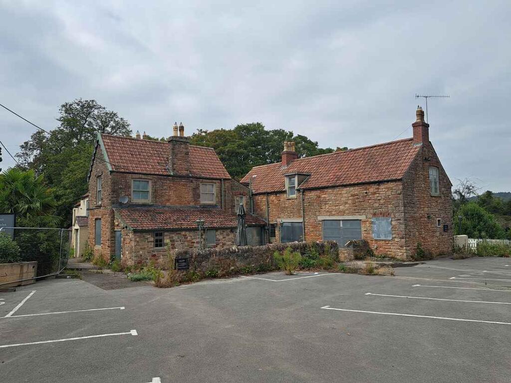 Main image of property: W-521708 - Jubilee Inn, Main Road, Flax Bourton BS48 3QX