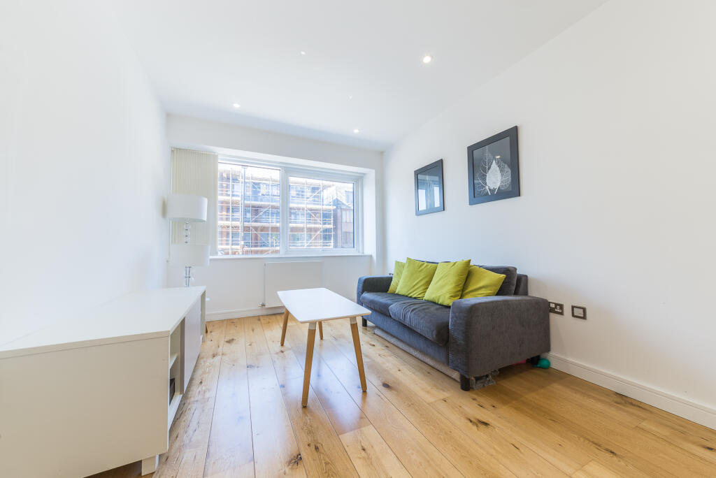 Main image of property: Lampton Road, Hounslow, TW3