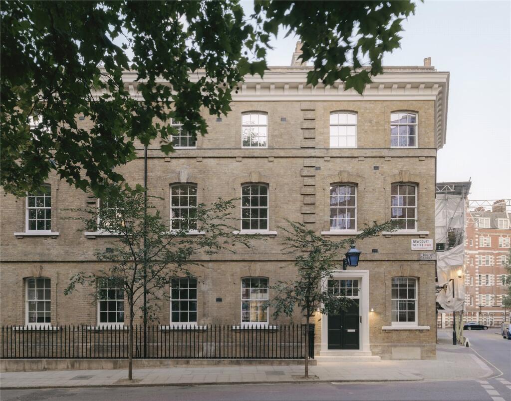 Main image of property: Newcourt Street, London, NW8