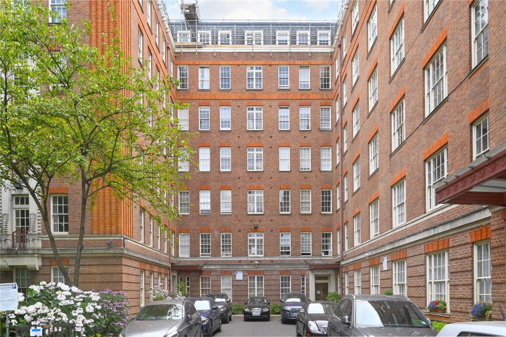 2 bedroom apartment for rent in Eyre Court, Finchley Road