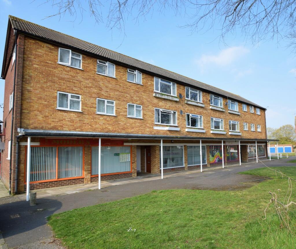 2 bedroom flat for rent in Hythe, SO45
