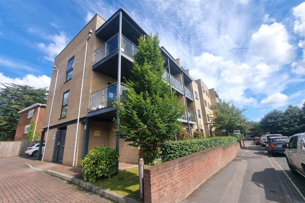 Main image of property: Banister Park