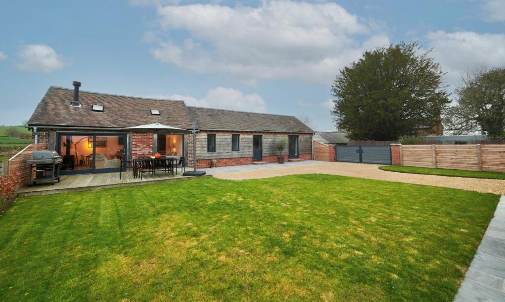 2 bedroom barn conversion for sale in Crowsmoor Farm, Astononclun