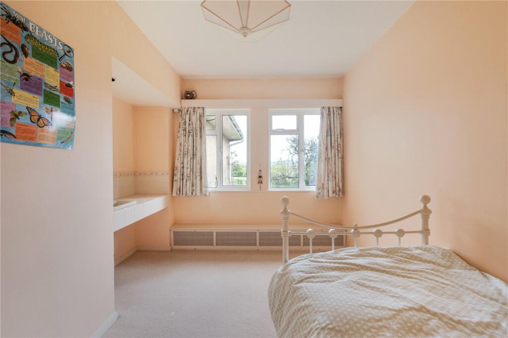 Additional property image - Six bedroom detached property - Chew Stoke, Breach Hill Lane,