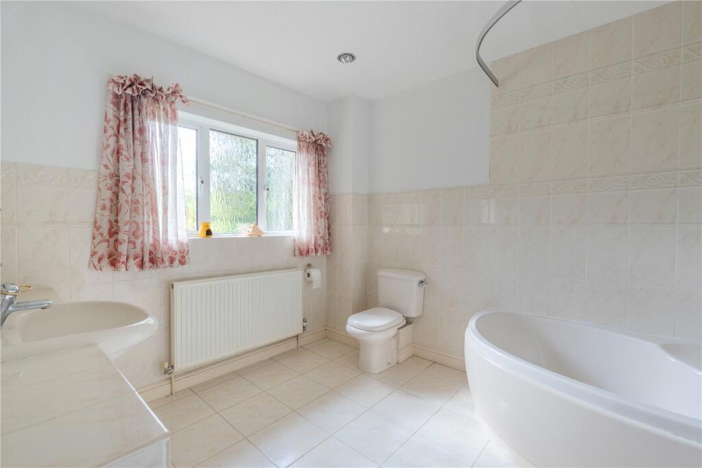 Additional property image - Six bedroom detached property - Chew Stoke, Breach Hill Lane,