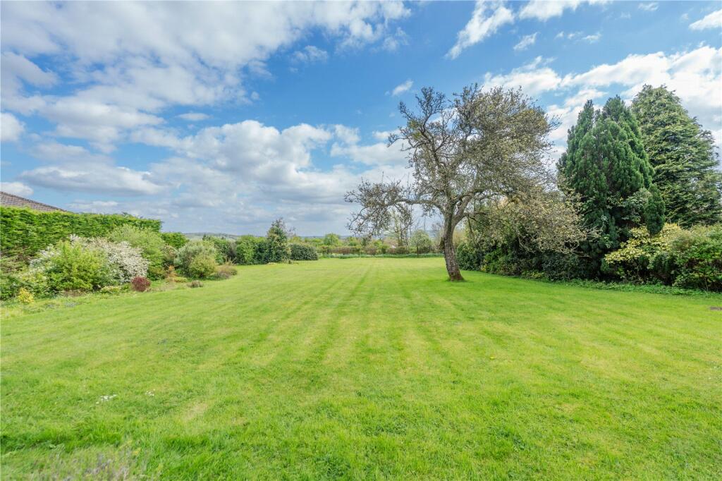 Additional property image - Six bedroom detached property - Chew Stoke, Breach Hill Lane,