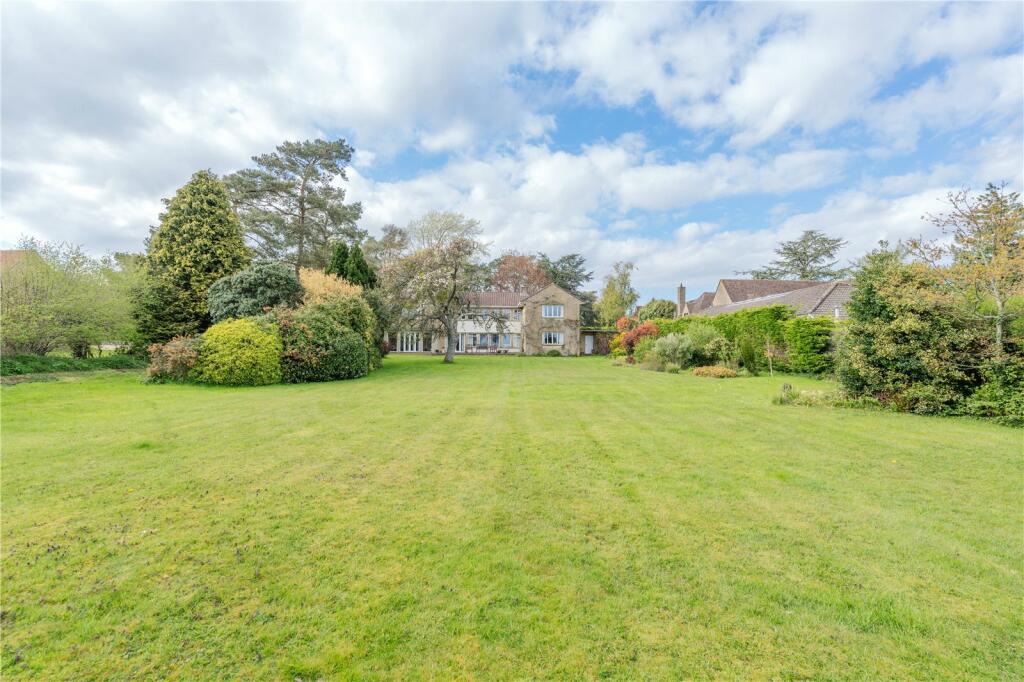 Additional property image - Six bedroom detached property - Chew Stoke, Breach Hill Lane,