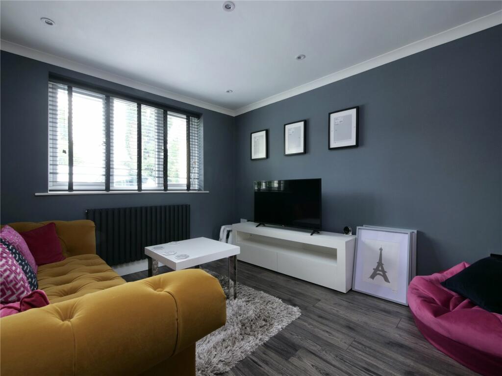 Additional property image - A stunning contemporary four bedroom property - Stanton Drew