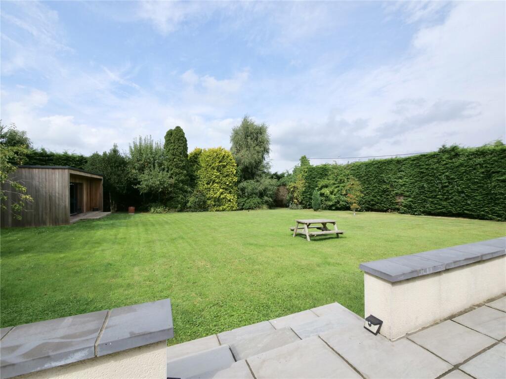 Additional property image - A stunning contemporary four bedroom property - Stanton Drew