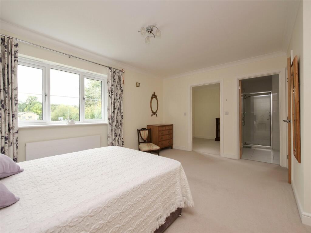 Additional property image - Two bedroom detached property, Farmborough