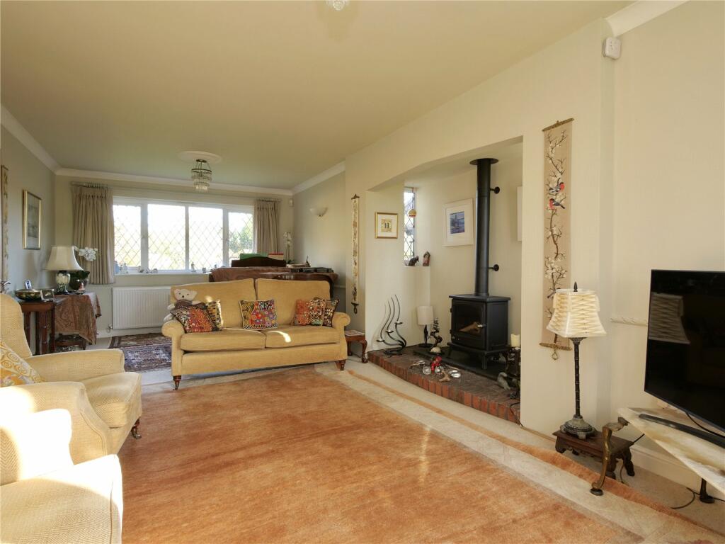 Additional property image - Four bedroom detached property. Claremont Gardens, Hallatrow