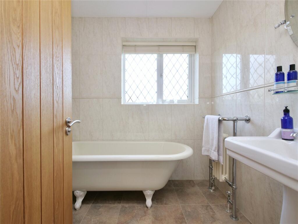 Additional property image - Four bedroom detached property. Claremont Gardens, Hallatrow