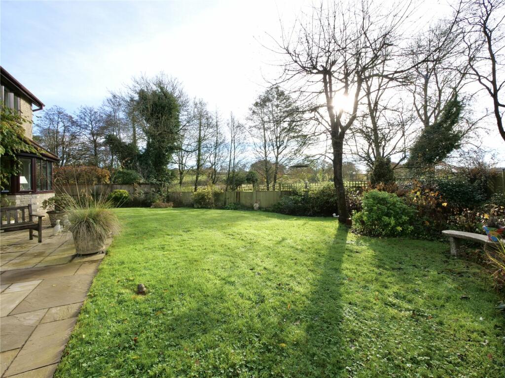 Additional property image - Four bedroom detached property. Claremont Gardens, Hallatrow