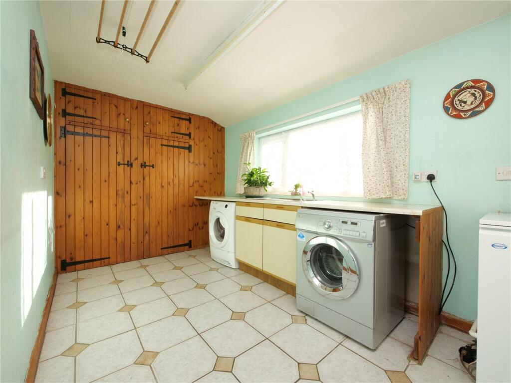 Additional property image - Three bedroom property, Bishop Sutton