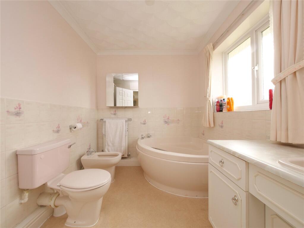 Additional property image - Five-bedroom detached house, Chew Stoke