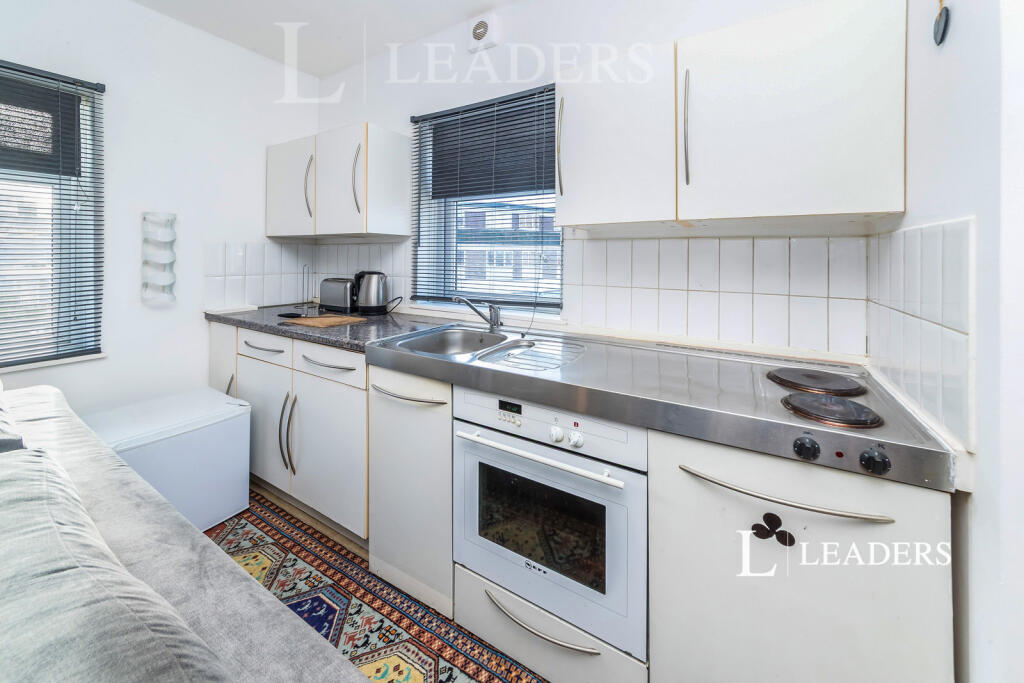 Main image of property: Chapter House, 13 West Street, RH19