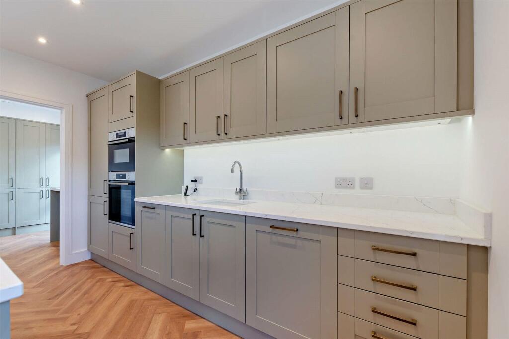 Additional property image - Riverside, Eynsford, Kent