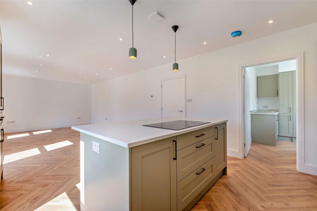 Additional property image - Riverside, Eynsford, Kent