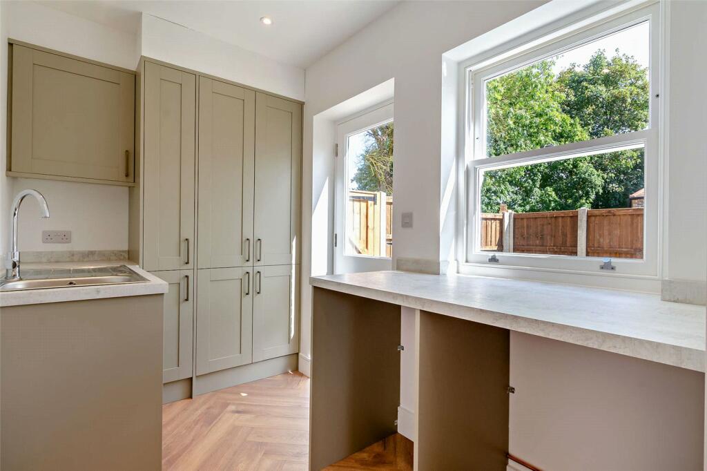 Additional property image - Riverside, Eynsford, Kent