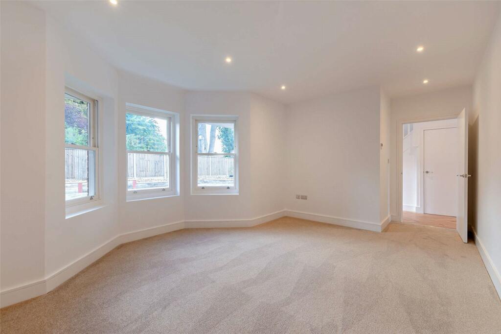 Additional property image - Riverside, Eynsford, Kent