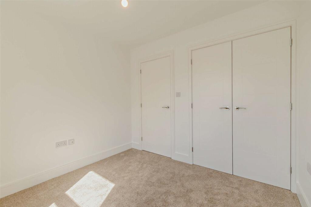 Additional property image - Riverside, Eynsford, Kent