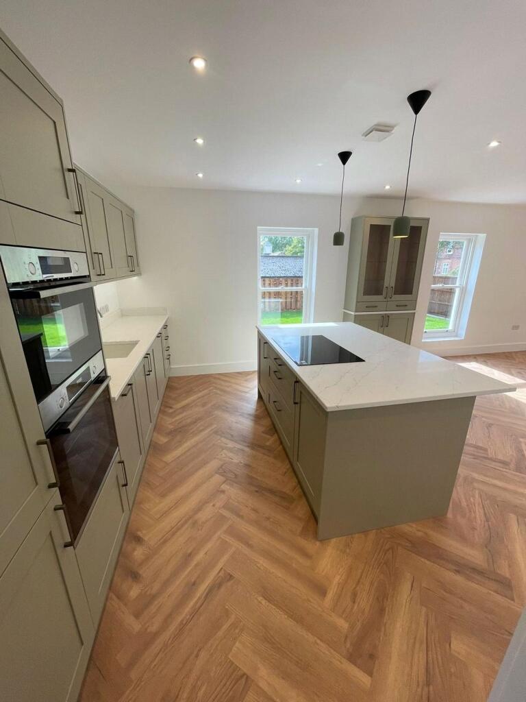 Additional property image - Riverside, Eynsford, Kent