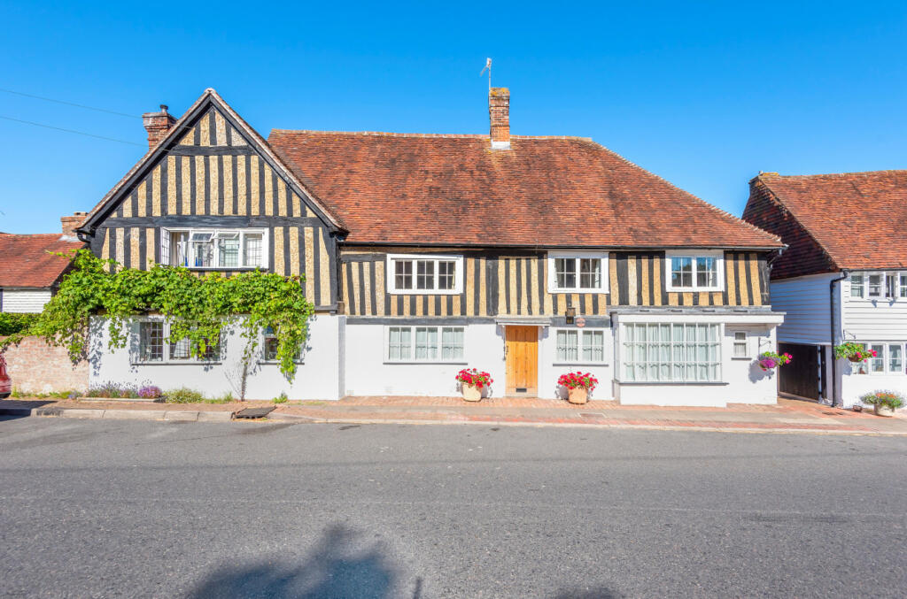 4 bedroom semi-detached house for sale in High Street, Hartfield, East ...