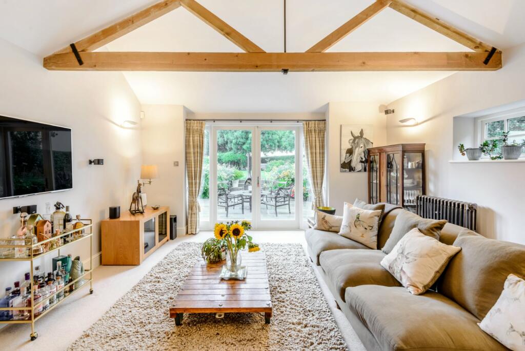 Additional property image - Ferrers Hill Farm, Pipers Lane, Markyate, St. Albans
