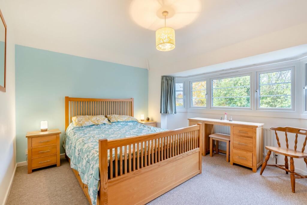 Additional property image - Sibley Avenue, Harpenden, Hertfordshire