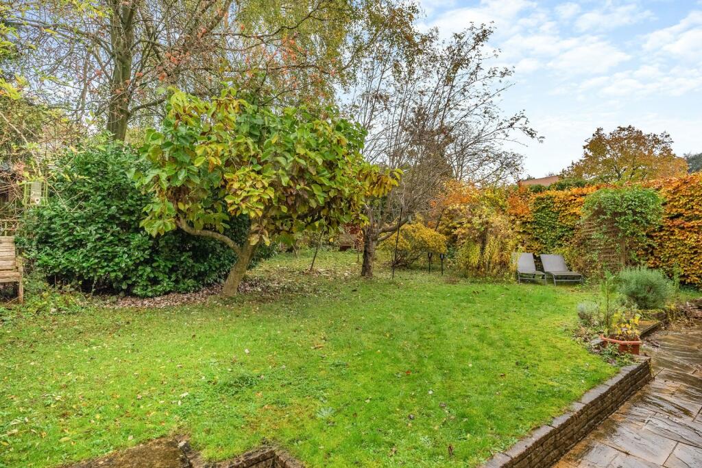 Additional property image - Sibley Avenue, Harpenden, Hertfordshire
