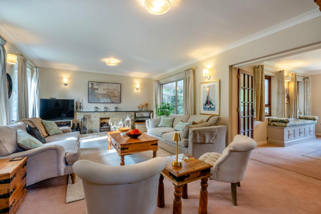 Additional property image - The Chowns, Harpenden, Hertfordshire