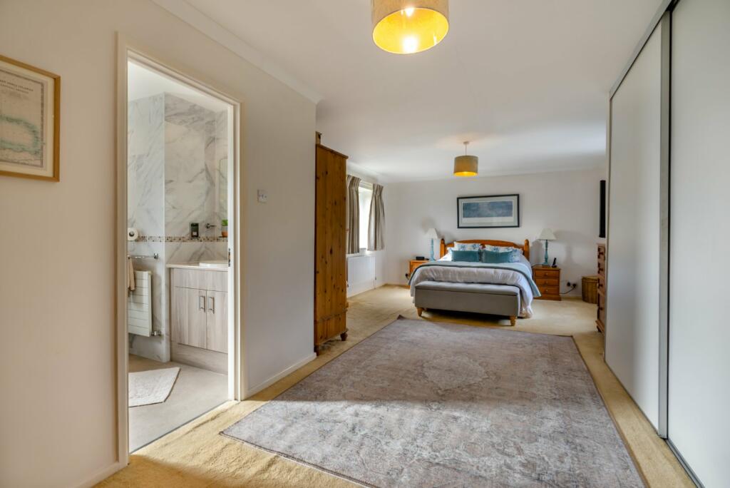 Additional property image - The Chowns, Harpenden, Hertfordshire