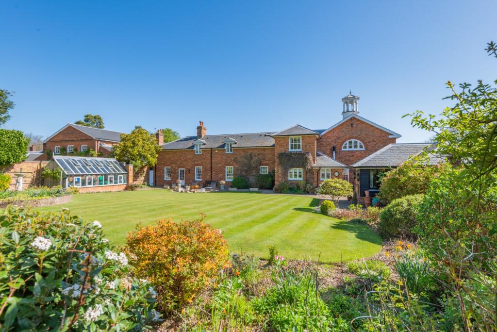 Main image of property: Hoo Park, Whitwell, Hitchin, Hertfordshire