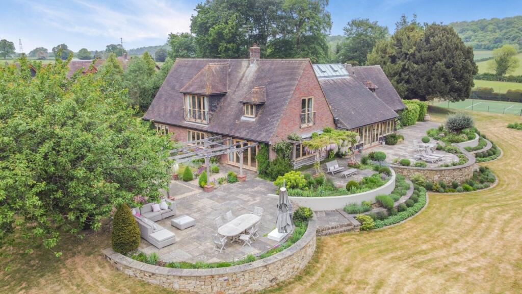 Main image of property: Green Acres, Lilley