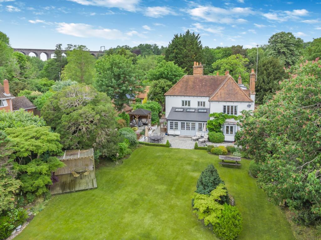 Main image of property: Digswell Lane, Welwyn, Hertfordshire