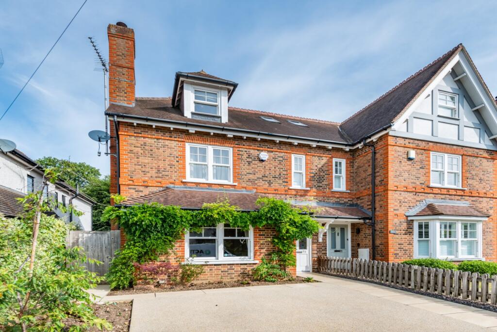 Main image of property: Crabtree Lane, Harpenden, Hertfordshire