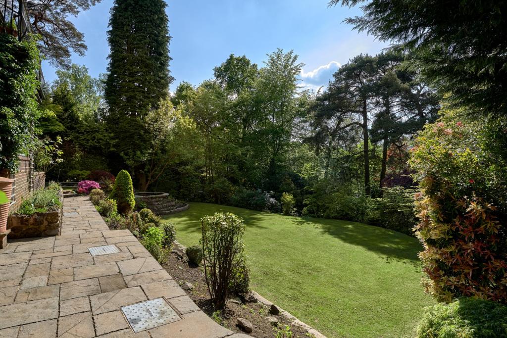 5 bedroom detached house for sale in Marley Lane, Haslemere, Surrey, GU27