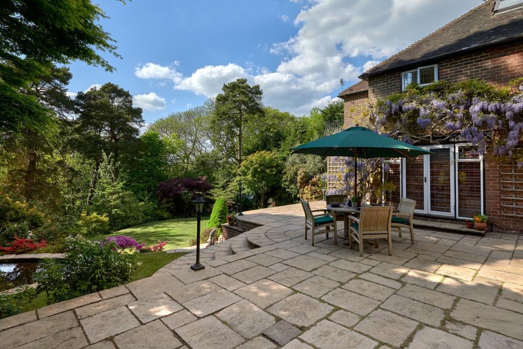 5 bedroom detached house for sale in Marley Lane, Haslemere, Surrey, GU27