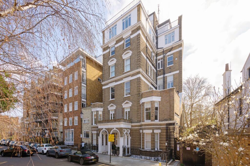 Main image of property: Airlie Gardens, Kensington, London