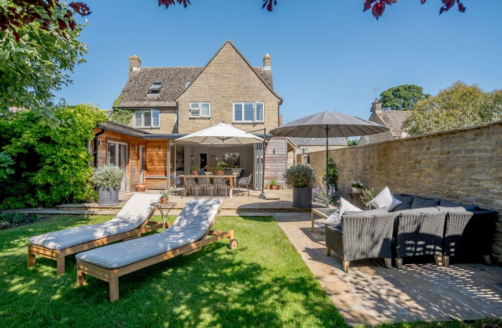 Main image of property: Duns Tew, Bicester, Oxfordshire