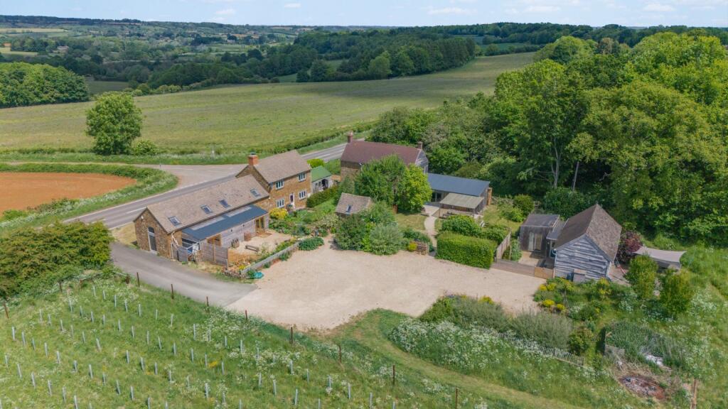 Main image of property: Banbury Road, Swerford, Chipping Norton, Oxfordshire