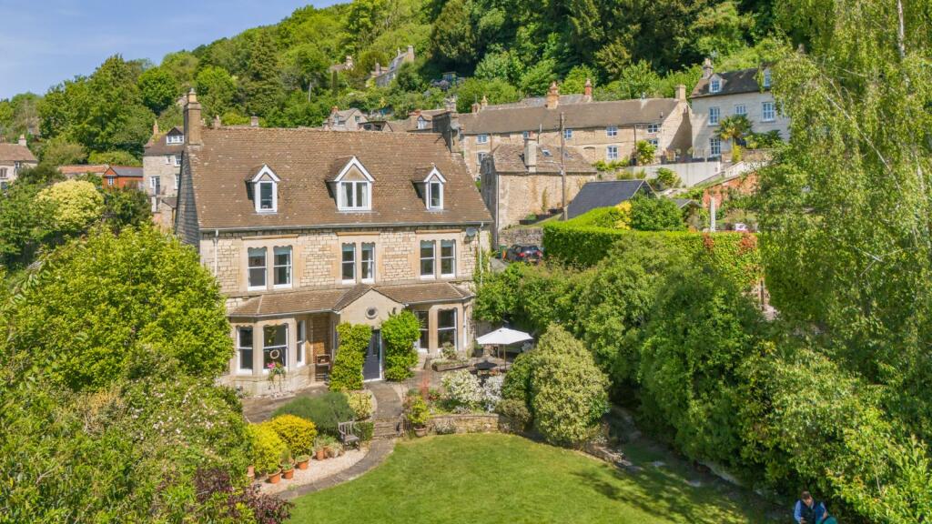 Main image of property: Watledge, Nailsworth, Stroud, Gloucestershire