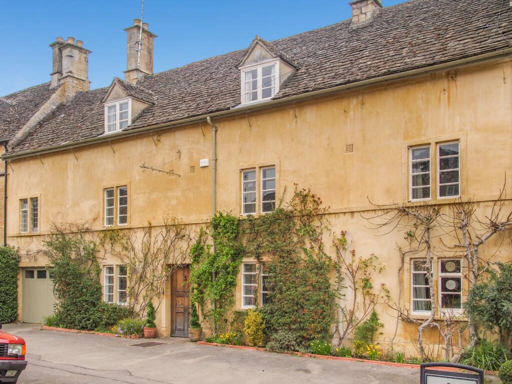 Main image of property: Cecily Hill, Cirencester, Gloucestershire