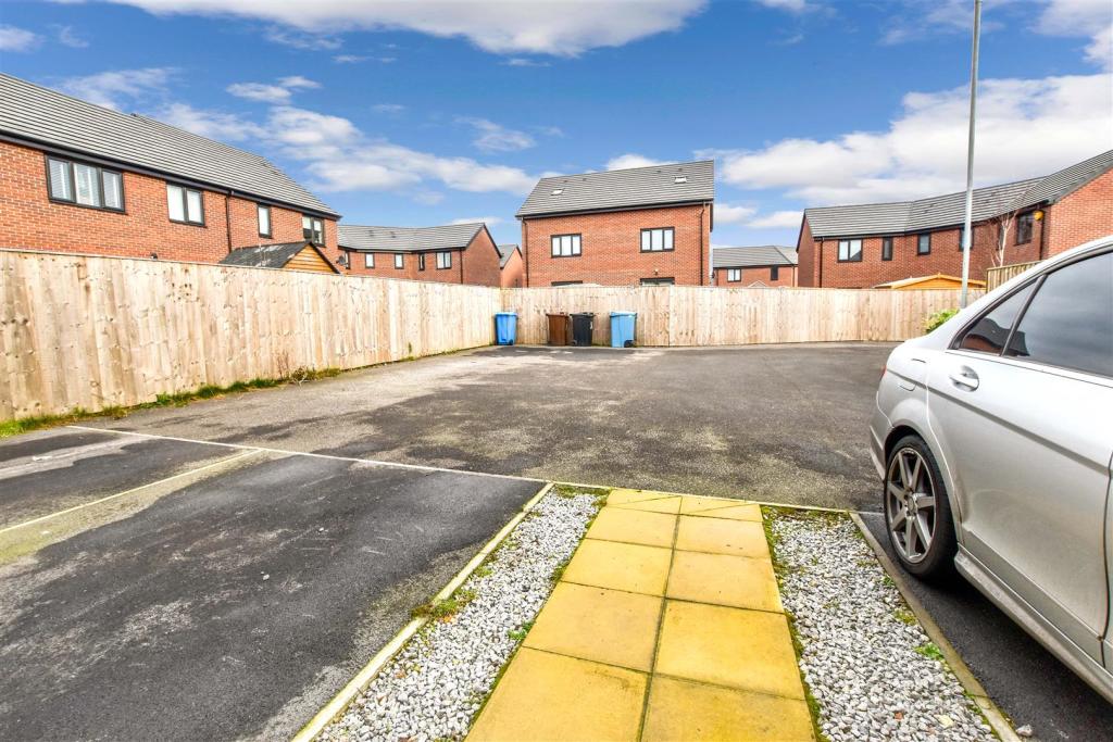 2 bedroom apartment for sale in Newington Street, Hull, HU3