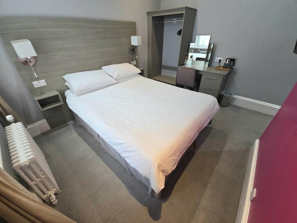 Additional property image - Grove Road, Bournemouth, Dorset, BH1