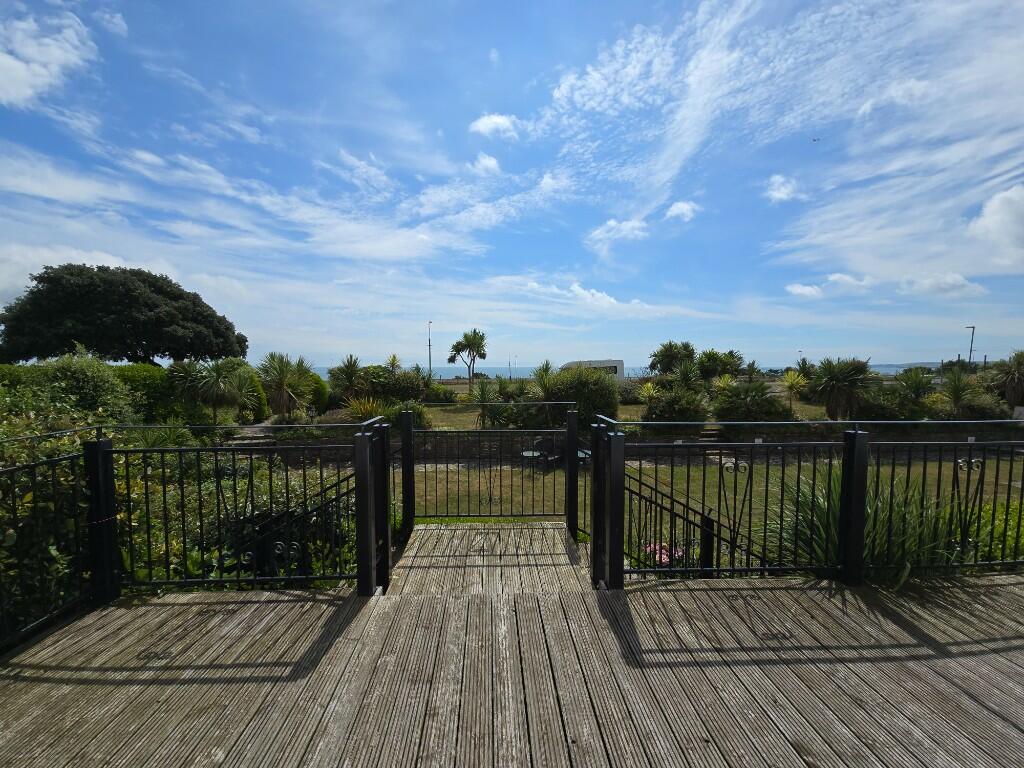 Additional property image - Grove Road, Bournemouth, Dorset, BH1