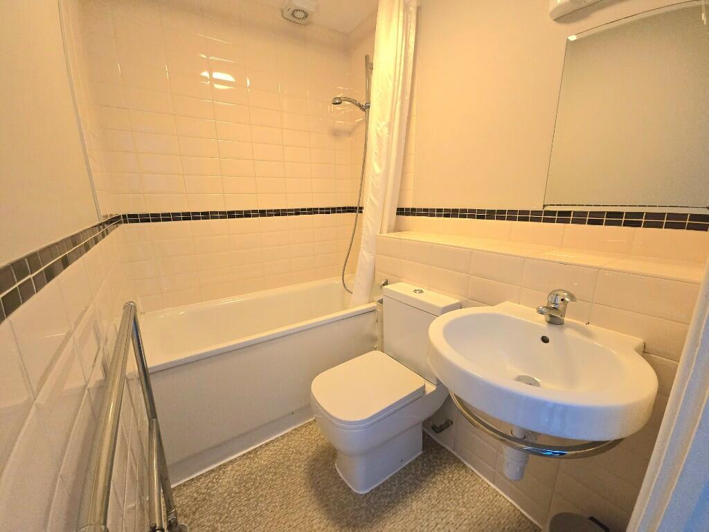 Additional property image - Grove Road, Bournemouth, Dorset, BH1