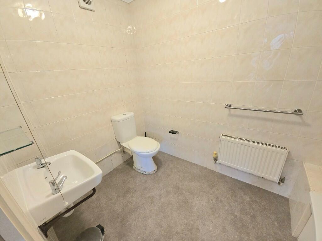 Additional property image - Grove Road, Bournemouth, Dorset, BH1