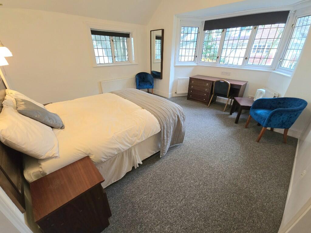 Additional property image - Grove Road, Bournemouth, Dorset, BH1